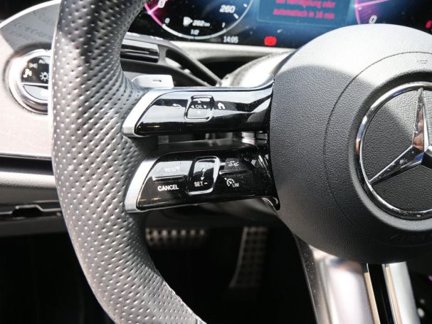 Mercedes-Benz E 450 d 4M AMG Distronic Panorama 360° AHK
