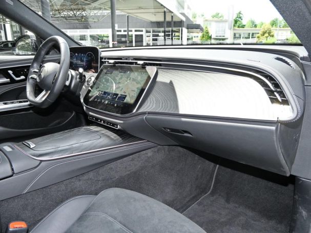 Mercedes-Benz E 450 d 4M AMG Distronic Panorama 360° AHK
