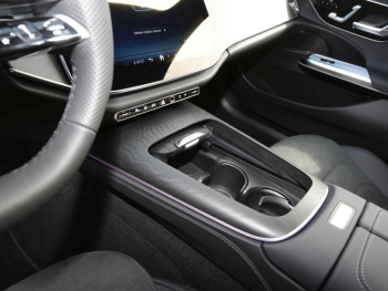 Mercedes-Benz E 450 d 4MATIC Limousine AMG Night Panorama AHK