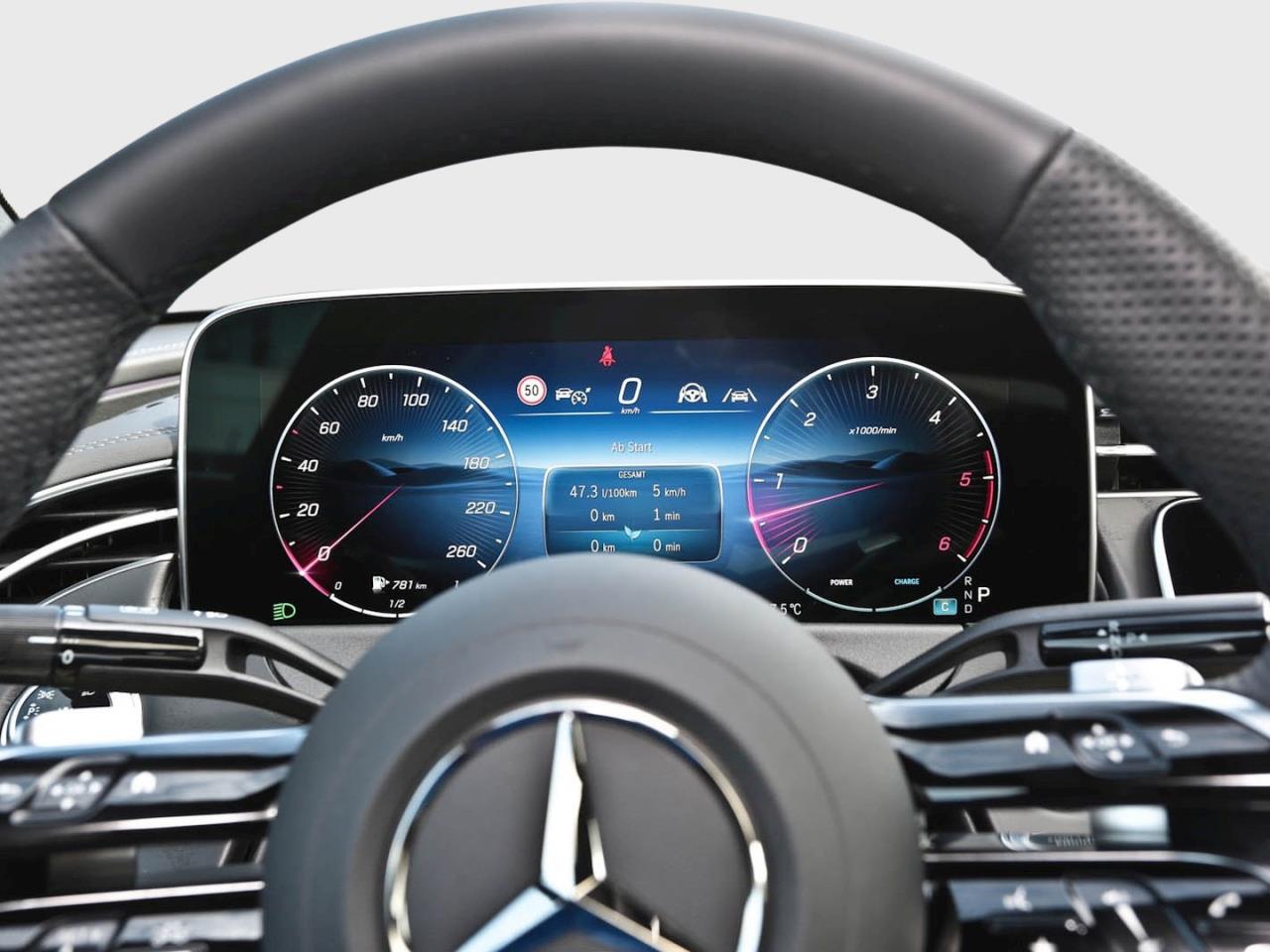 Mercedes-Benz E 450 d 4MATIC Limousine AMG Night Panorama AHK