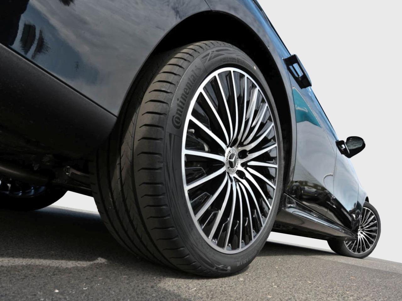 Mercedes-Benz E 450 d 4MATIC Limousine AMG Night Panorama AHK