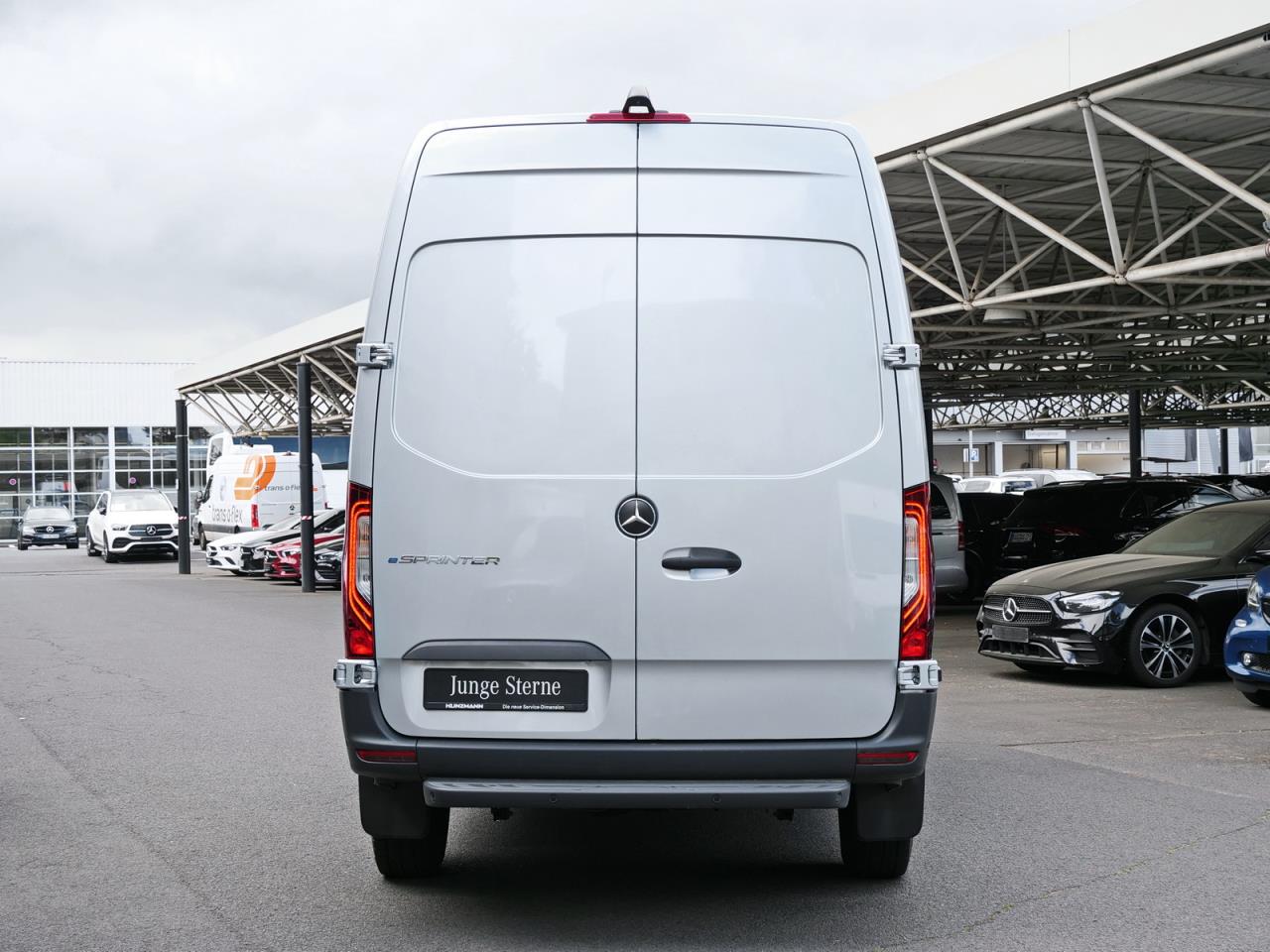 Mercedes-Benz eSprinter 320 Kasten Hochdach NP 110.380 EUR