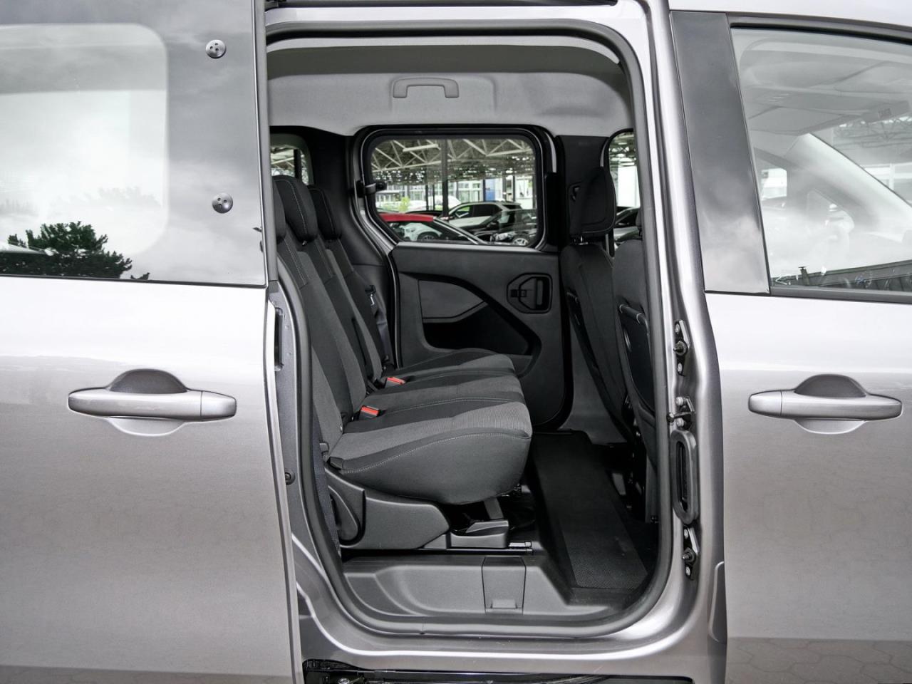 Mercedes-Benz eCitan Citan Tourer PRO  Progressive NP 59.091 €