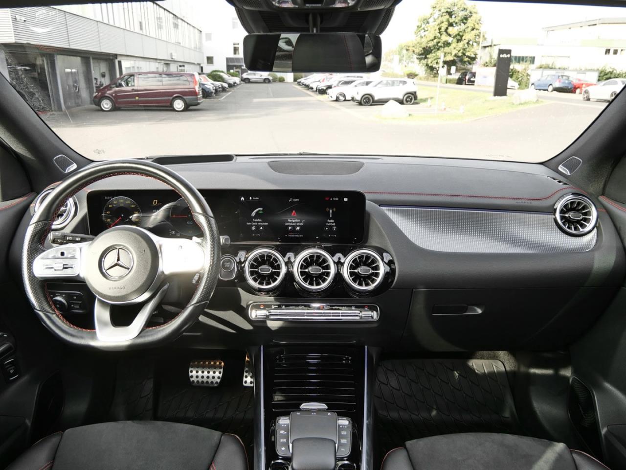 Mercedes-Benz EQA 250 AMG Panorama Distronic Head-Up 360°