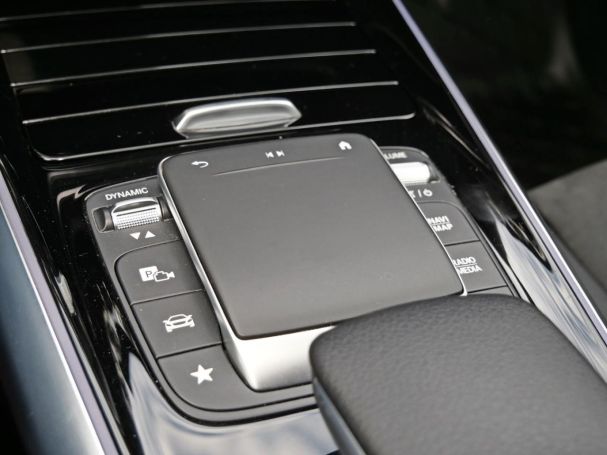 Mercedes-Benz EQA 250 AMG Panorama Distronic Head-Up 360°