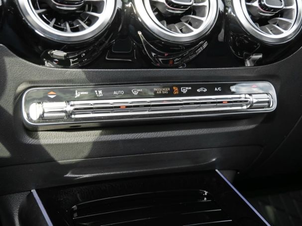 Mercedes-Benz EQA 250 AMG Panorama Distronic Head-Up 360°
