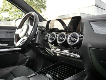 Mercedes-Benz EQA 250 AMG Panorama Distronic Head-Up 360°