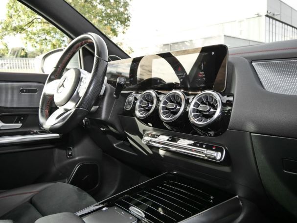 Mercedes-Benz EQA 250 AMG Panorama Distronic Head-Up 360°