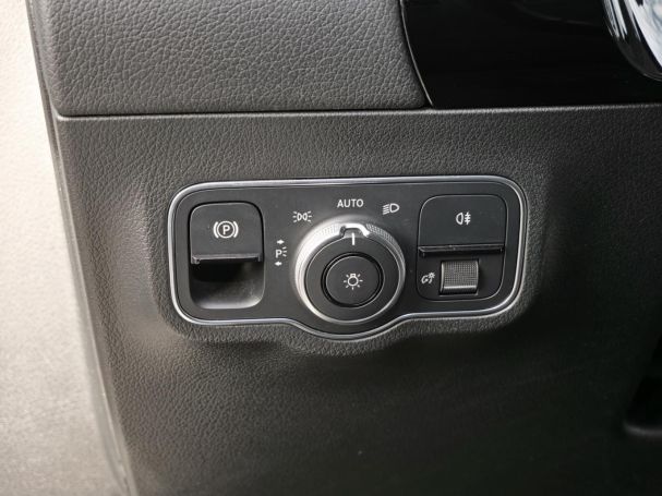 Mercedes-Benz EQA 250 AMG Panorama Distronic Head-Up 360°