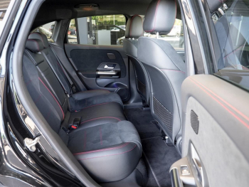 Mercedes-Benz EQA 250 AMG Night Kamera KeylessGo EasyPack