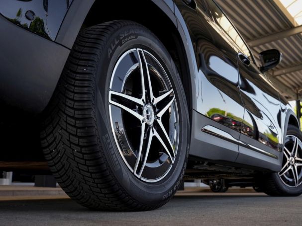 Mercedes-Benz EQA 250 AMG Night Kamera KeylessGo EasyPack