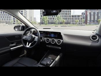 Mercedes-Benz EQA 250+ Progressive Night Distronic AHK 360?