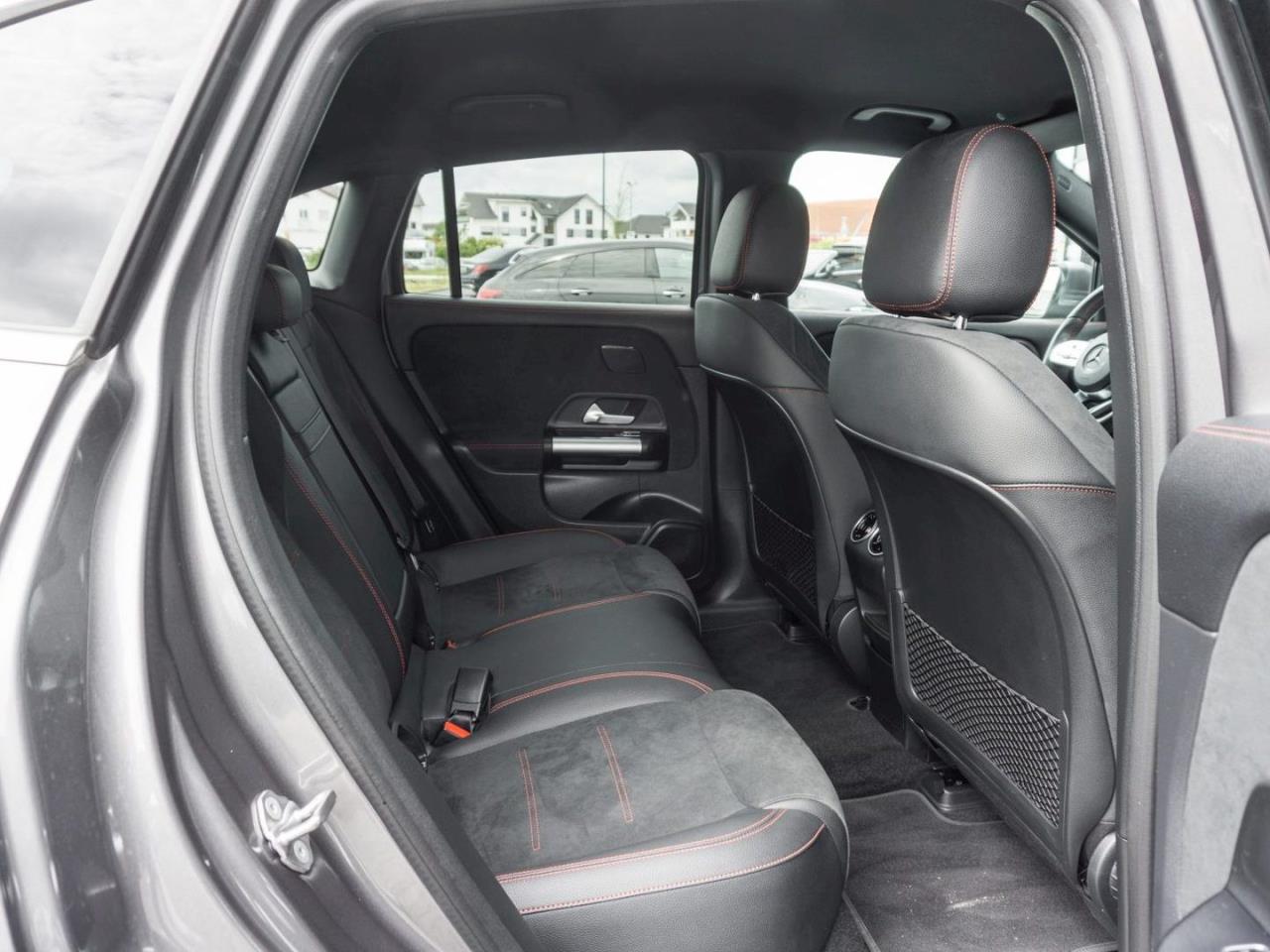 Mercedes-Benz EQA 250 AMG Distronic Head-Up Easy-Pack 360°