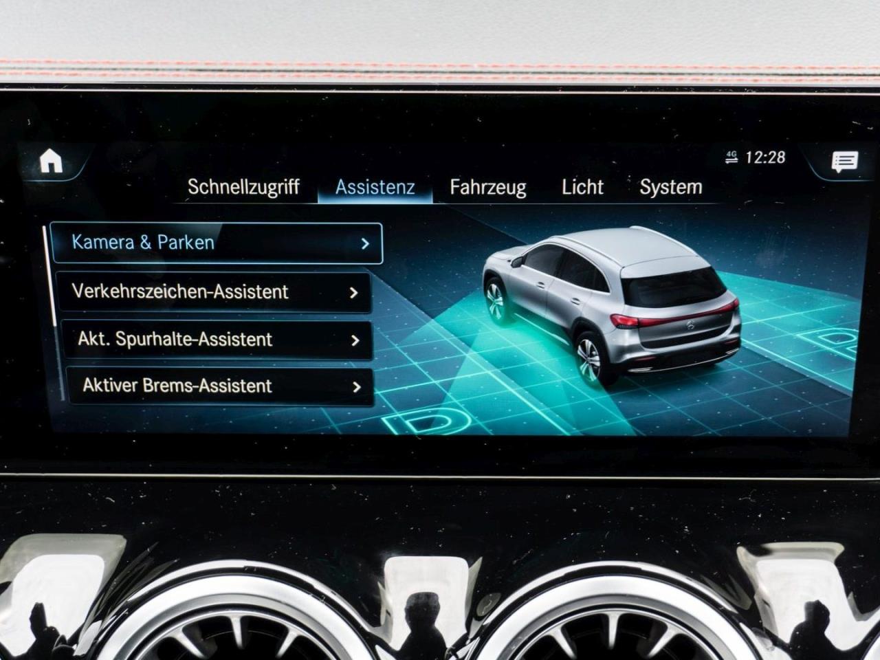 Mercedes-Benz EQA 250 AMG Distronic Head-Up Easy-Pack 360°
