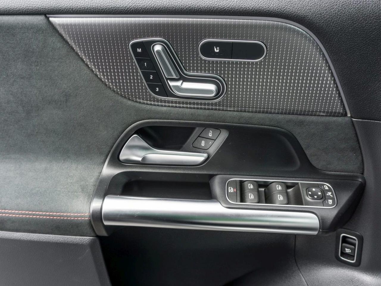 Mercedes-Benz EQA 250 AMG Distronic Head-Up Easy-Pack 360°