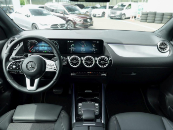 Mercedes-Benz EQA 250+ Progressive Distronic Kamera Easy-P AHK