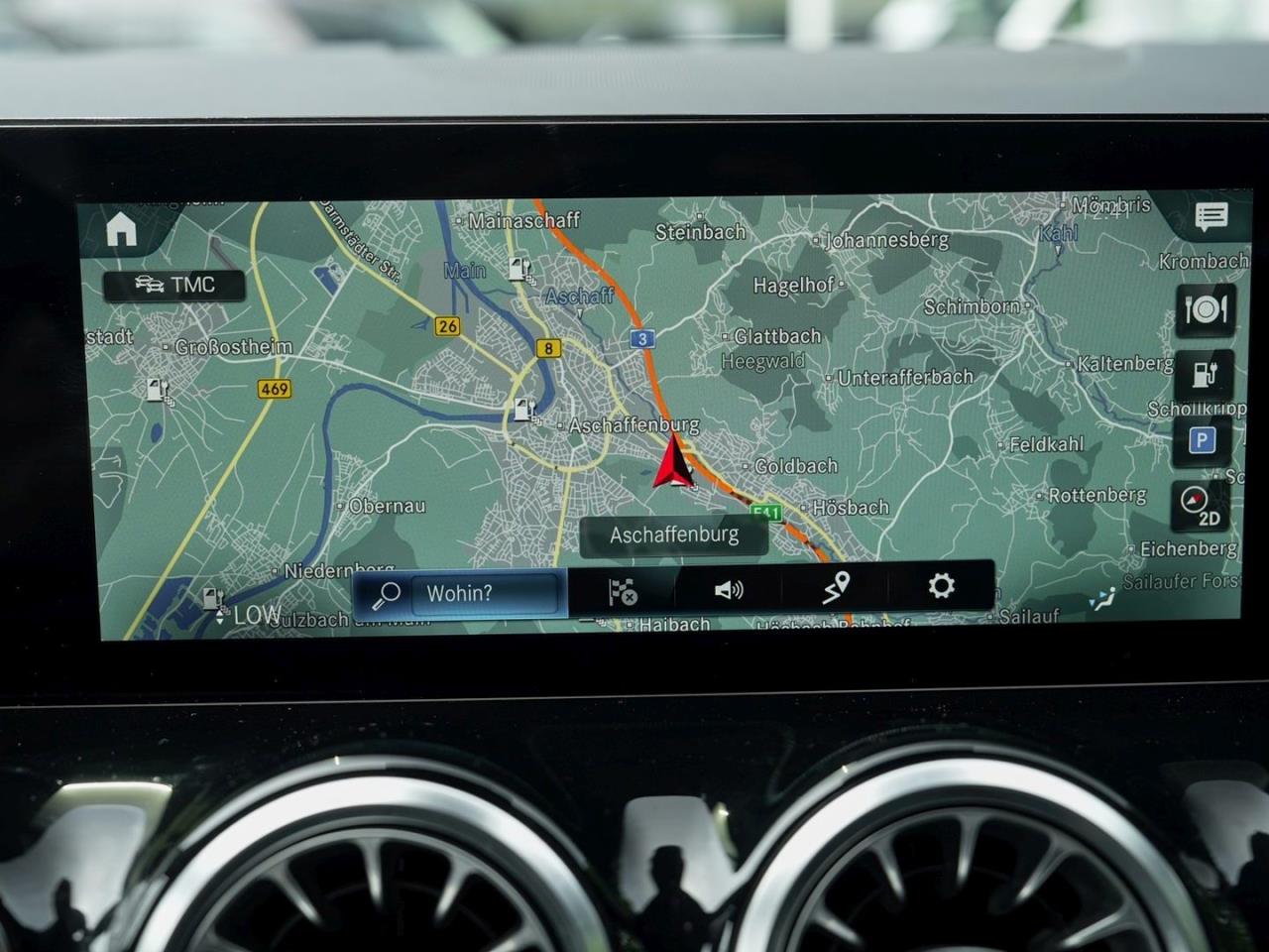 Mercedes-Benz EQA 250+ Progressive Distronic Kamera Easy-P AHK