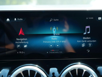 Mercedes-Benz EQA 250+ Progressive Night Kamera Burmester