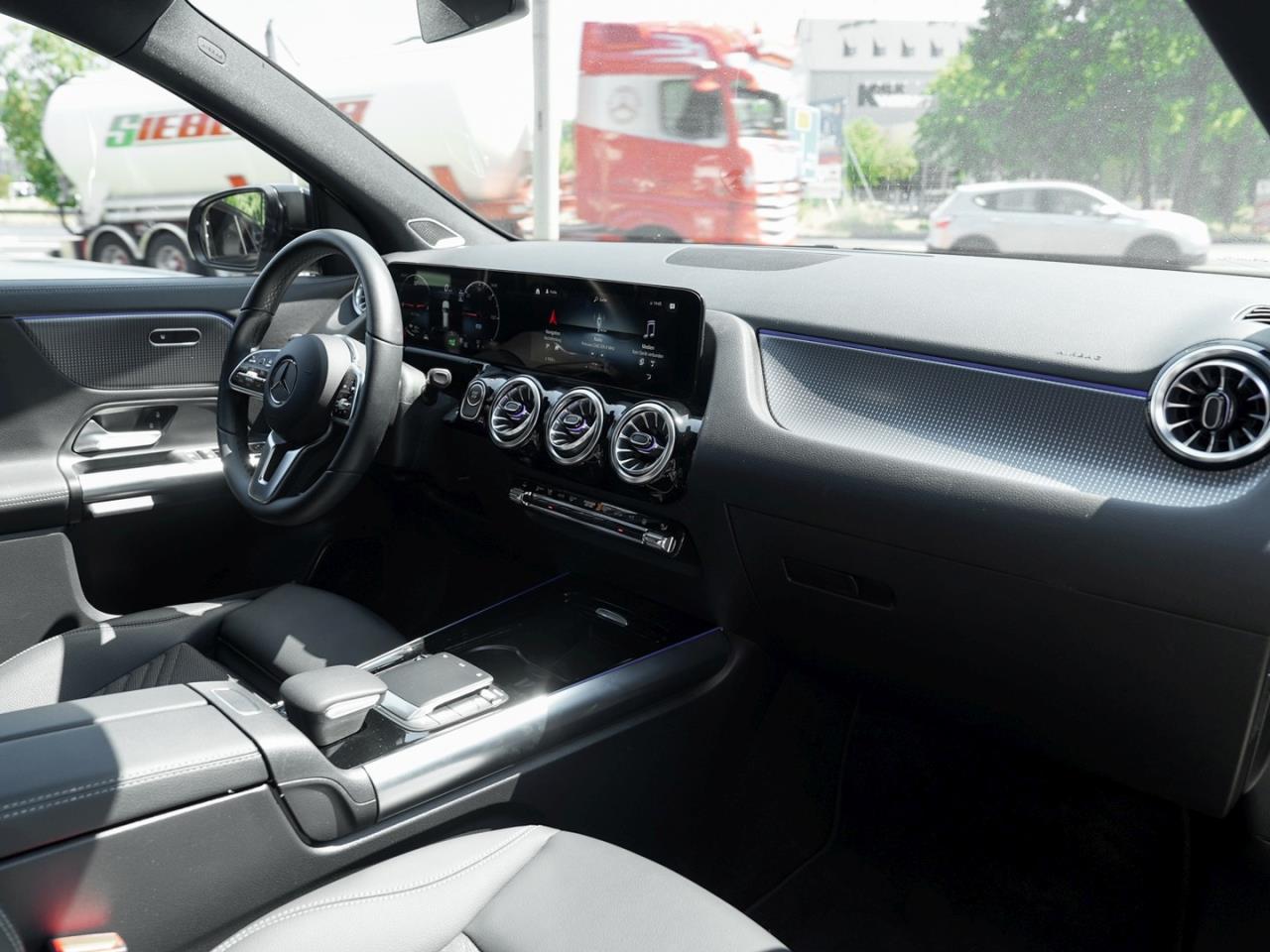 Mercedes-Benz EQA 250+ Progressive Night Kamera Burmester
