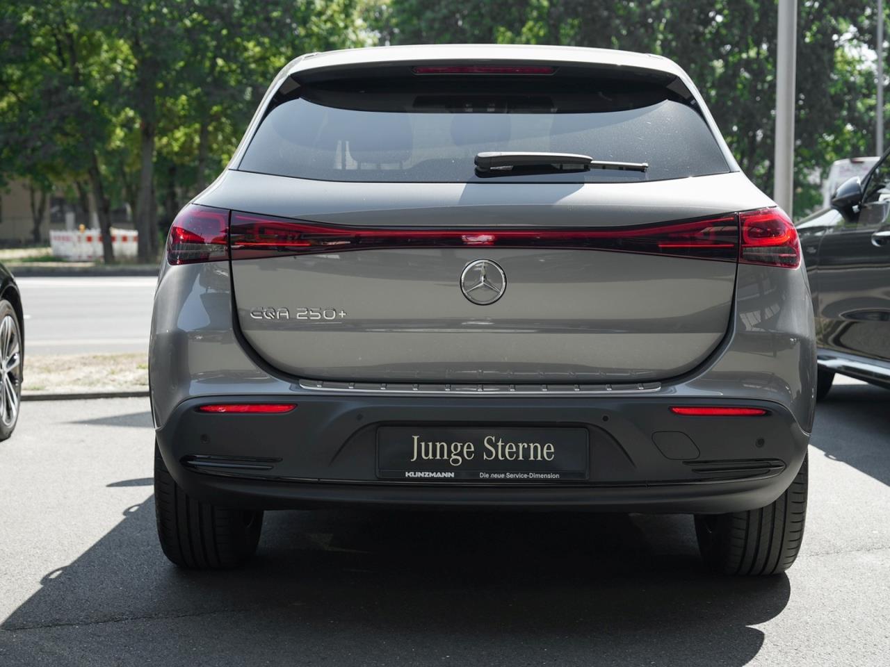 Mercedes-Benz EQA 250+ Progressive Night Kamera Burmester
