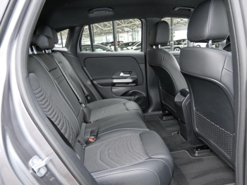 Mercedes-Benz EQA 250+ Progressive Distronic Navi EasyP Klima