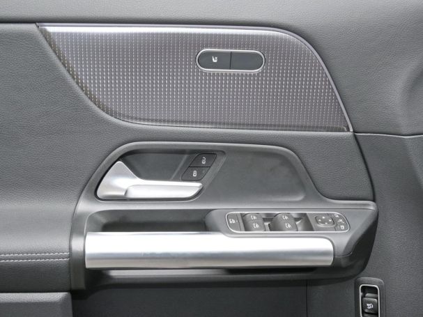 Mercedes-Benz EQA 250+ Progressive Distronic Navi EasyP Klima