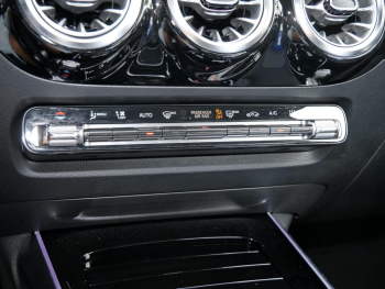 Mercedes-Benz EQA 250+ Progressive Distronic Navi EasyP Klima