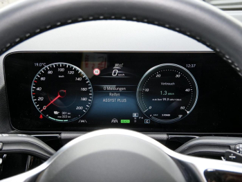 Mercedes-Benz EQA 250+ Progressive Distronic Navi EasyP Klima