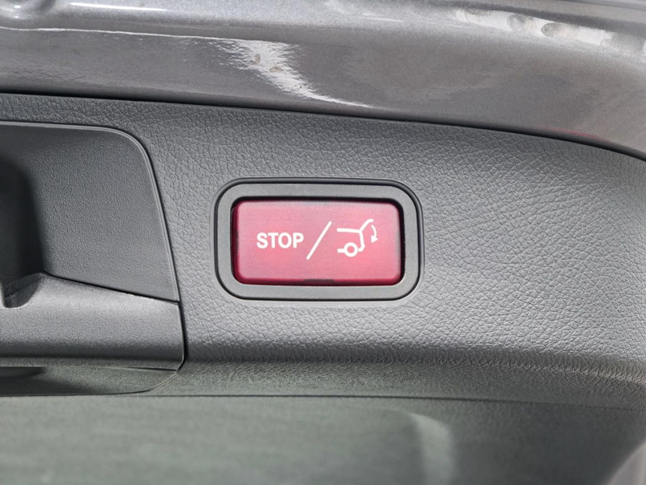 Mercedes-Benz EQA 250+ Progressive Distronic Navi EasyP Klima