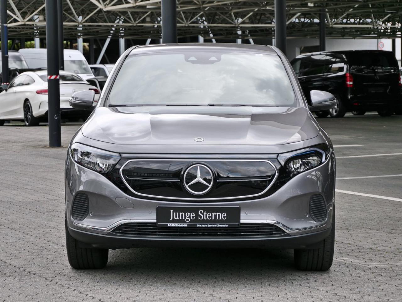 Mercedes-Benz EQA 250+ Progressive Distronic Navi EasyP Klima
