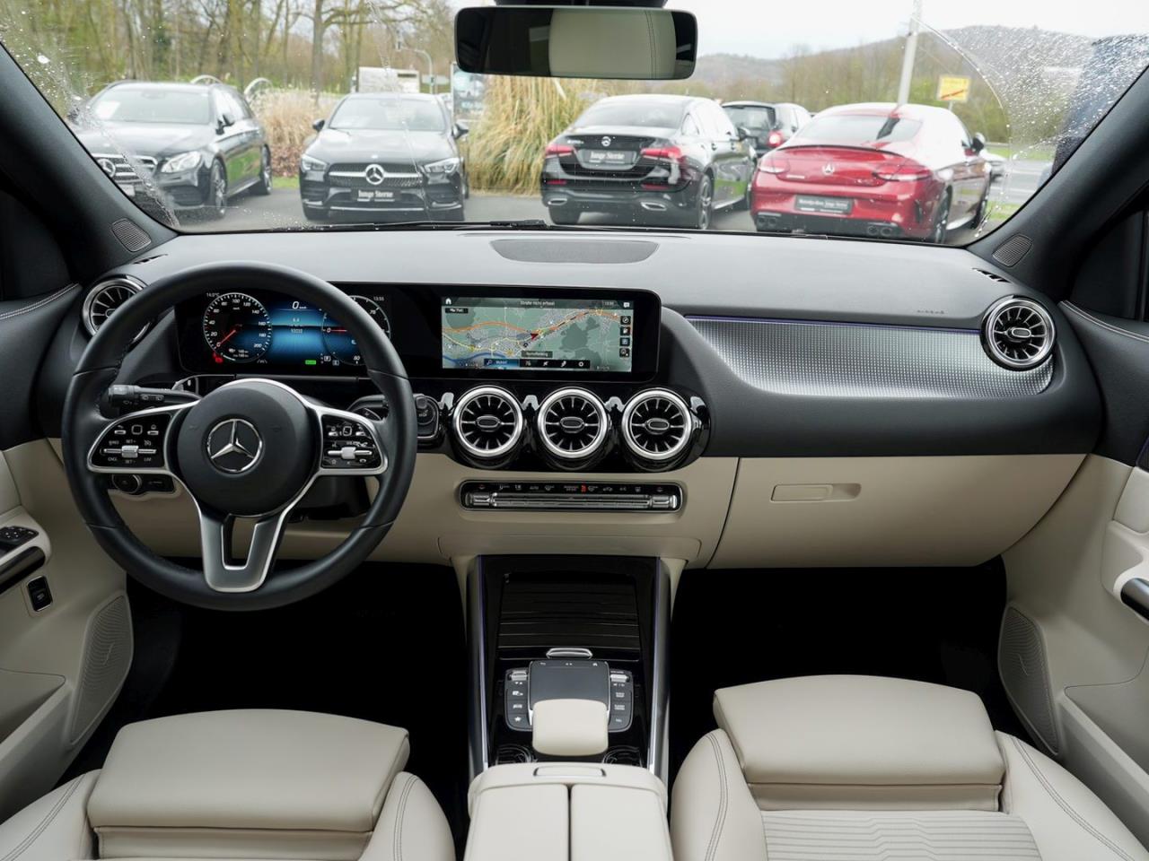 Mercedes-Benz EQA 250 Progressive Night Panorama Memory 360°