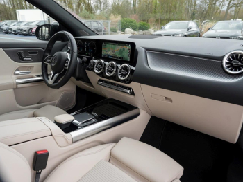 Mercedes-Benz EQA 250 Progressive Night Panorama Memory 360°