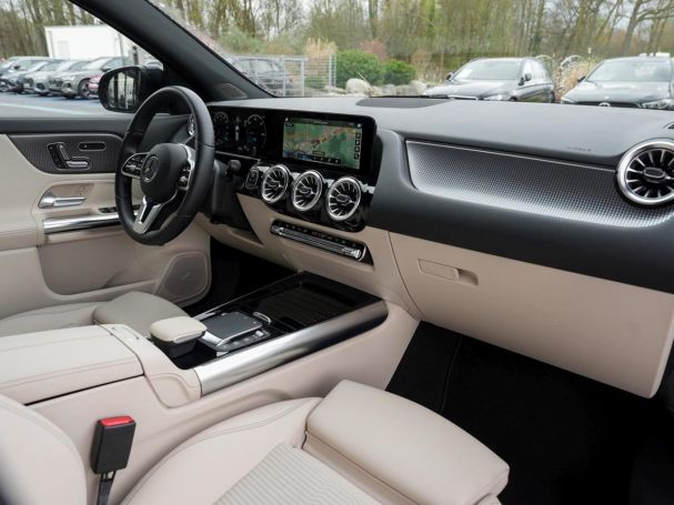 Mercedes-Benz EQA 250 Progressive Night Panorama Memory 360°