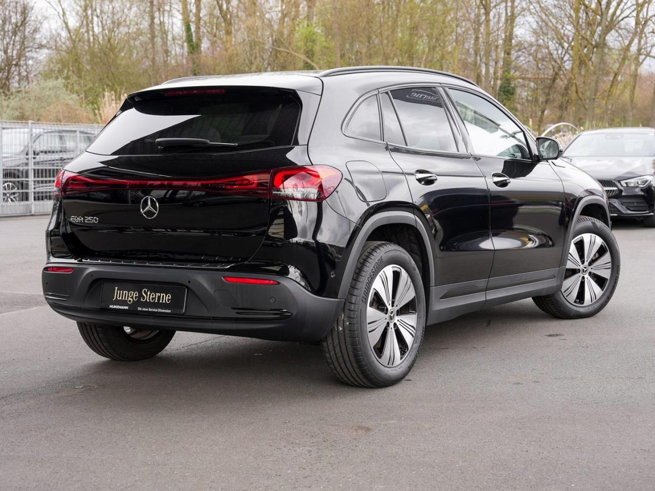 Mercedes-Benz EQA 250 Progressive Night Panorama Memory 360°