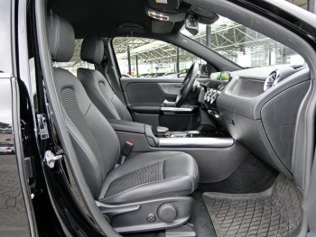 Mercedes-Benz EQA 250+ Progressive Totwinkel Kamera
