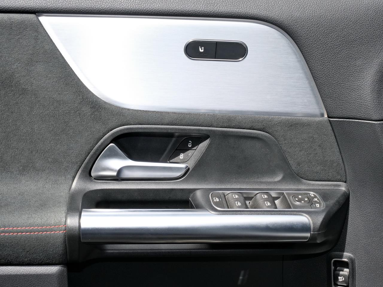 Mercedes-Benz EQA 250 AMG Night Easy-Pack Totwinkel SpurH