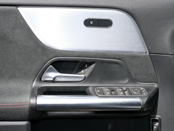 Mercedes-Benz EQA 250 AMG Night Easy-Pack Totwinkel SpurH