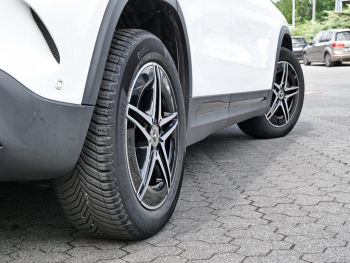 Mercedes-Benz EQA 250 AMG Night Easy-Pack Totwinkel SpurH