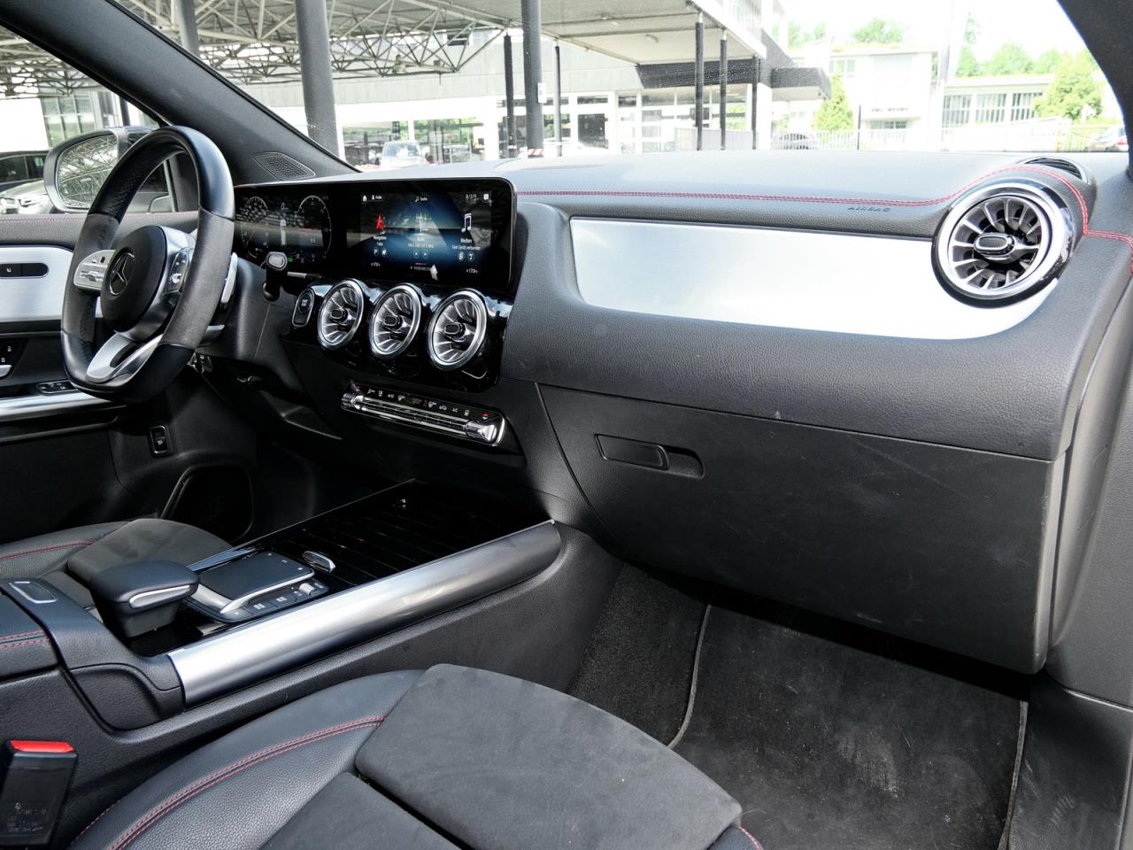 Mercedes-Benz EQA 250 AMG Night Easy-Pack Totwinkel SpurH