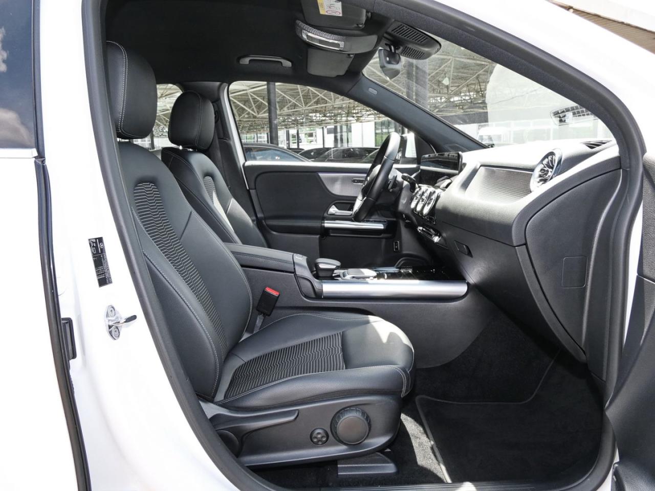 Mercedes-Benz EQA 250 Progressive MBUXNavi+ Kamera Easy-Pack