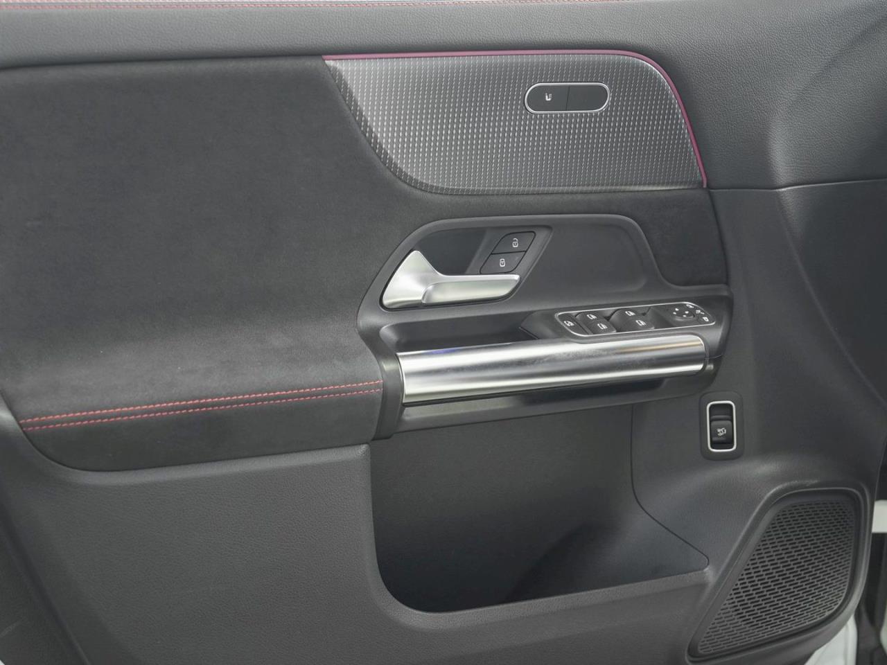 Mercedes-Benz EQA 250 AMG Night EasyPack Kamera SpurH ParkA