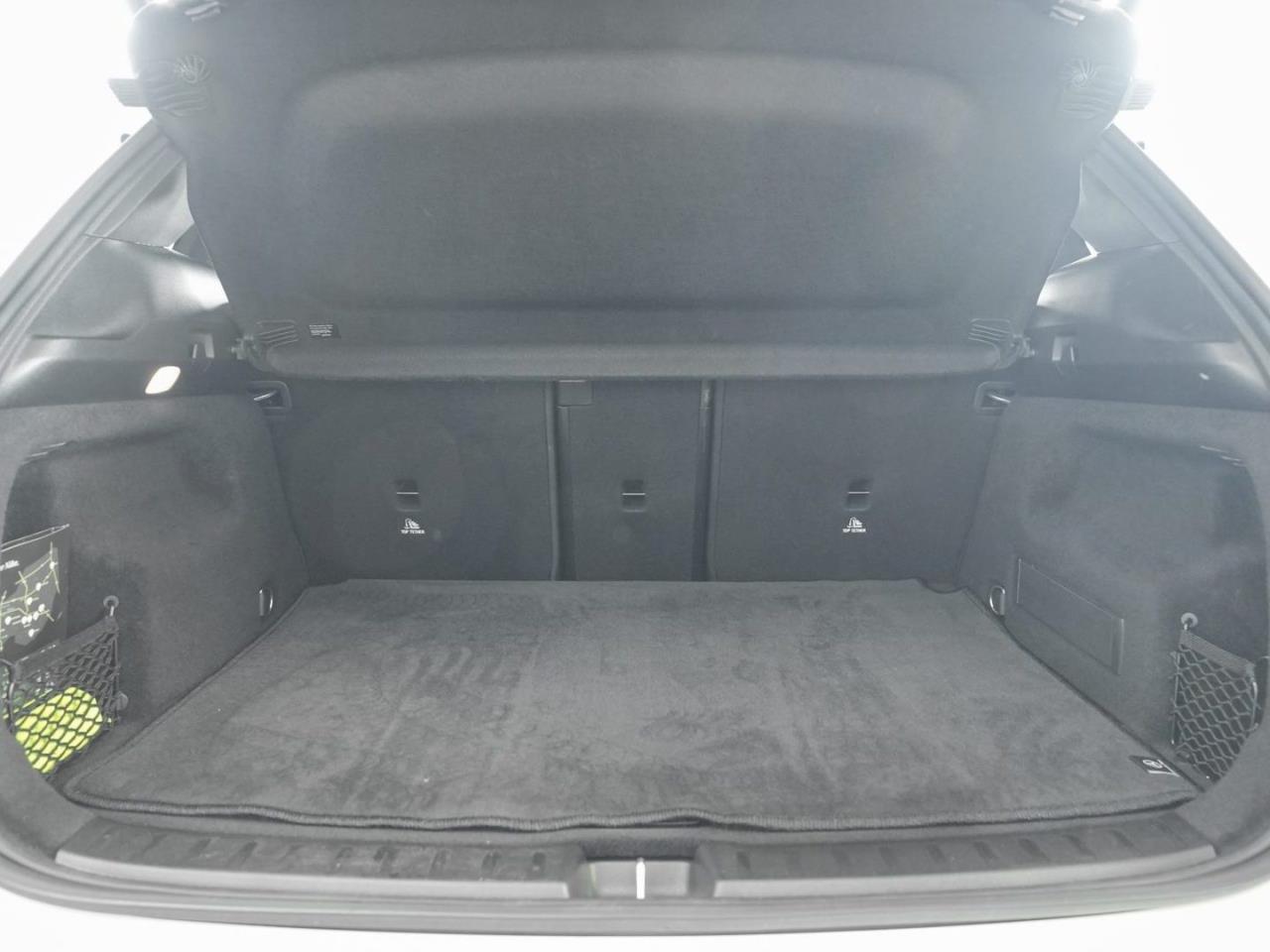 Mercedes-Benz EQA 250 AMG Night EasyPack Kamera SpurH ParkA