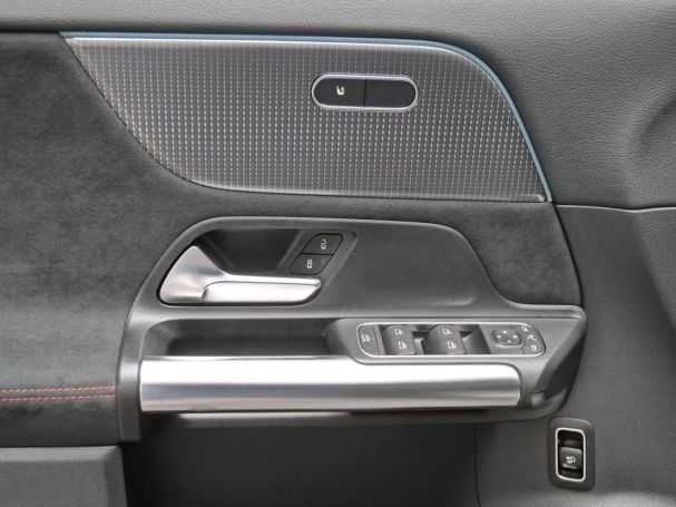 Mercedes-Benz EQA 300 4M AMG Distronic Advanced-Paket Kamera