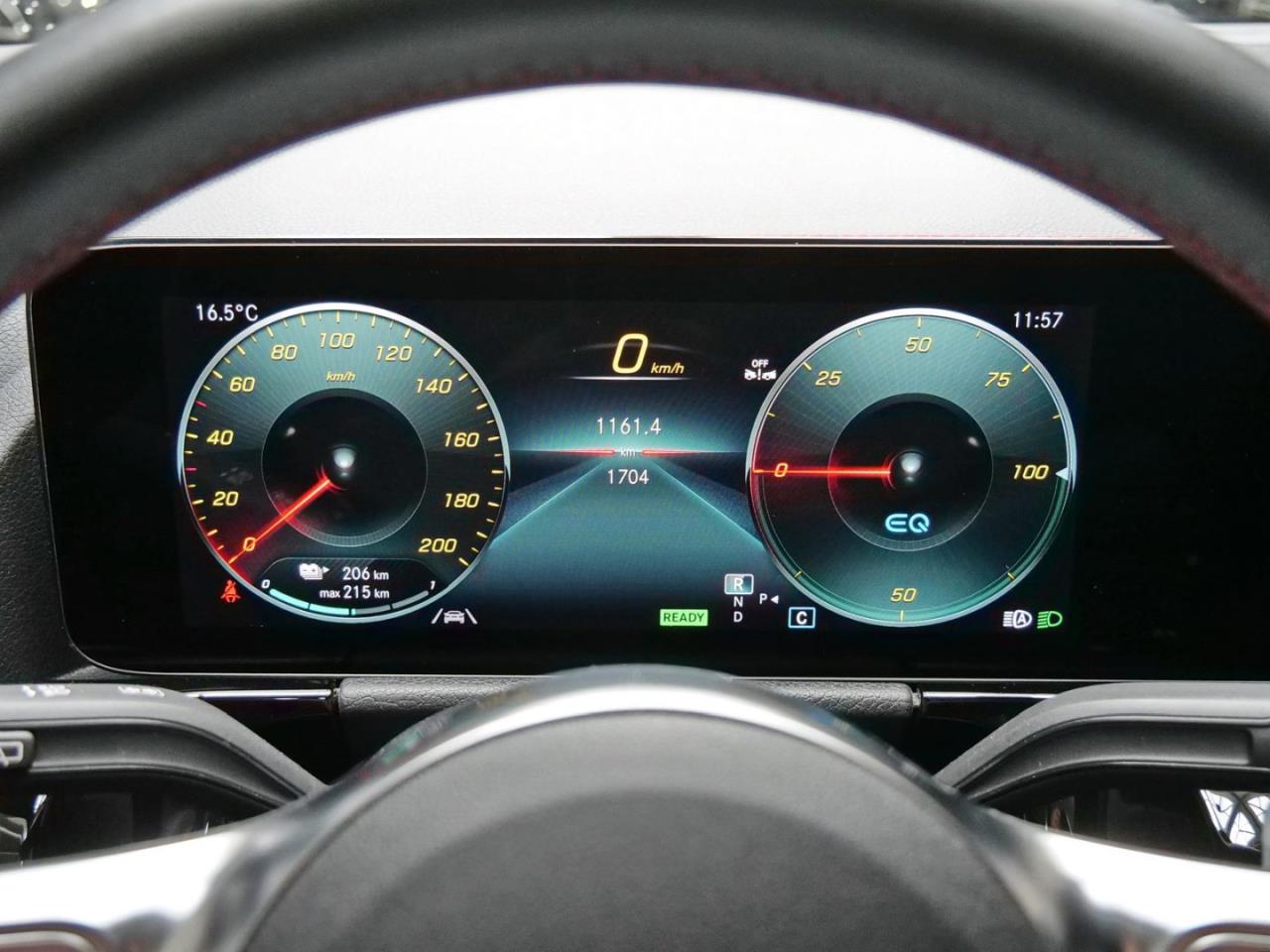 Mercedes-Benz EQA 300 4M AMG Distronic Advanced-Paket Kamera