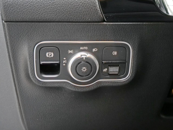 Mercedes-Benz EQA 300 4M AMG Distronic Advanced-Paket Kamera
