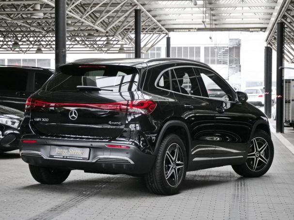Mercedes-Benz EQA 300 4M AMG Distronic Advanced-Paket Kamera
