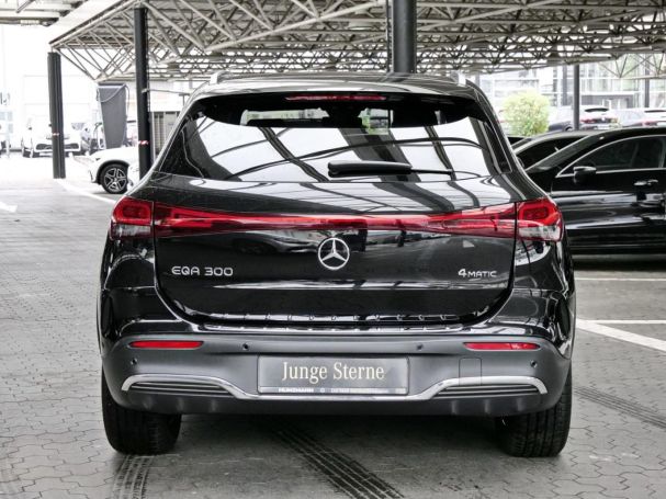Mercedes-Benz EQA 300 4M AMG Distronic Advanced-Paket Kamera