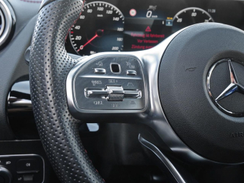Mercedes-Benz EQA 300 4M AMG Night MBUX-Navi Distronic Kamera