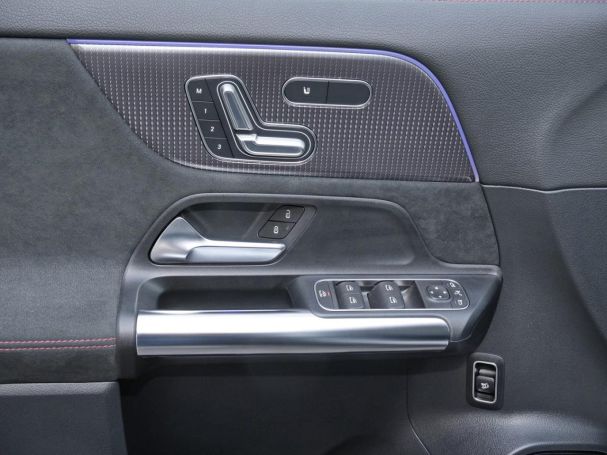 Mercedes-Benz EQA 300 4M AMG Night MBUX-Navi Distronic Kamera