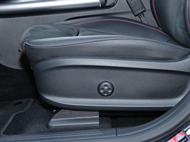 Mercedes-Benz EQA 300 4M AMG Night MBUX-Navi Distronic Kamera